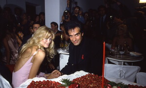 C-2-FALDONE-ANTROPOLOGIA-SOCIALE-CLAUDIA-SCHIFFER-DAVID-COPERFIELD-DA-VALENTINO-GARAVANI-499_resize.jpg