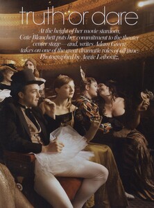 CB_Leibovitz_US_Vogue_December_2009_02.thumb.jpg.eb37ee8fdfb3059c9ecbe9e01e600216.jpg