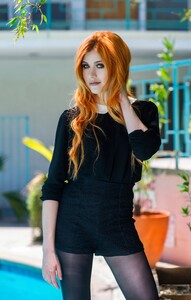 Clich-Magazine-2015-photoshoot-kat-mcnamara-38781280-1304-2048.jpg