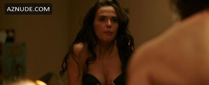 Deutch-Vampire-Academy_740314.jpg