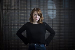 Emma_Stone-Washington_Post-November-2016-003.jpg