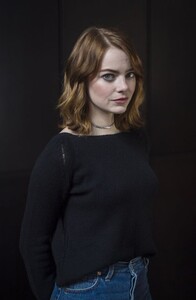 Emma_Stone-Washington_Post-November-2016-008.jpg