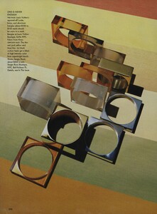 Eye_Meier_US_Vogue_June_1999_03.thumb.jpg.a046909ae77af2a0ae26a6d3b74ac32d.jpg