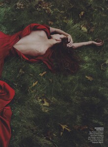 Flip_Leibovitz_US_Vogue_July_2009_04.thumb.jpg.3f101b8d862941b66fc03a758c660d7c.jpg