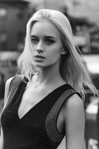 Gabriella_Pawelek_Elite_NYC_BW_WEB-6.jpg