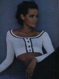 Great_Maser_US_Vogue_November_1992_01.thumb.jpg.b7cf2ae3818ea4219ae077f72b736c22.jpg