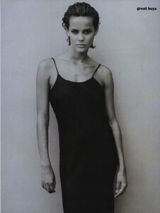 Great_Maser_US_Vogue_November_1992_06.thumb.jpg.ab61bb043f64adc29f6be44238de8500.jpg