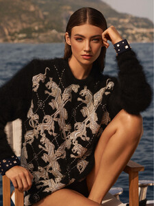 HARPERS_BAZAAR_GREECE_09.thumb.jpg.859d0226e261b9b2486a784eef223b14.jpg