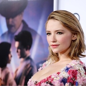 Haley-Bennett-Sexy-Fappening-8.jpg