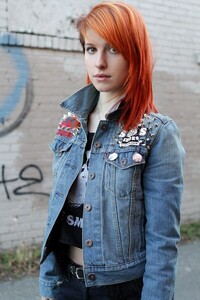 Hayley-Williams-1.jpg