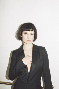 LADYGUNN-ALISON-SUDOL-7.jpg