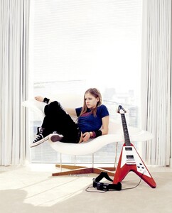 Lavigne169.jpg