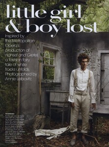 Little_Leibovitz_US_Vogue_December_2009_01.thumb.jpg.f041bc0784c2b3c105b7946e053cb2e8.jpg