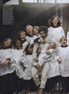 Little_Leibovitz_US_Vogue_December_2009_11.thumb.jpg.0f55e0f1fc7dabcc7e8ca1db13ada66e.jpg