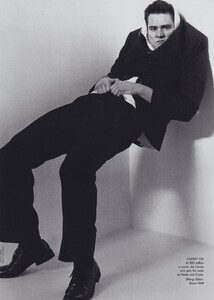 Manic_Ritts_US_Vogue_June_1996_02.thumb.jpg.71889366a2958ce9952423d61b5d1983.jpg