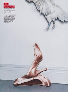 Meier_US_Vogue_December_2005_03.thumb.jpg.007267175df46e931c4f91356c2b844a.jpg