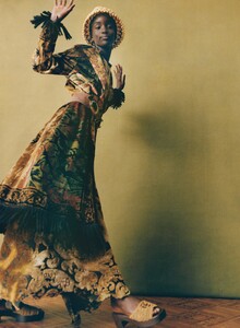 Nadine_US-VOGUE_09_V2.jpg
