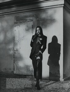 Newton_US_Vogue_November_1992_06.thumb.jpg.d8fe89dfce44a35706edf5a140f59231.jpg