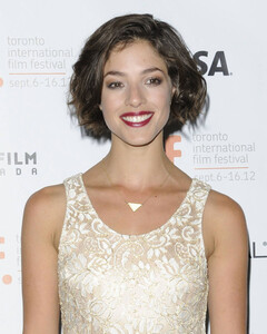 OLIVIA-THIRLBY-at-Dredd-3D-Premiere-at-the-Toronto-Film-Fest-8.jpg