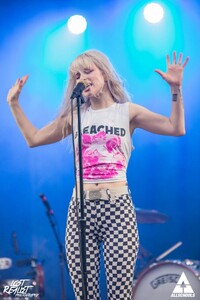 PARAMORE_-_Hamburg_-_Stadtpark_(03_07_2017)_28.jpg