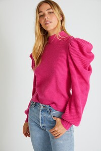 POTTER-PULLOVER-ELECTRIC-PINK-2.thumb.jpg.71303a750f4503f0ea24cc32a50d51ae.jpg