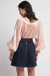 S1-AJ17-308_Le_Corsaire_Gold_Button_Blouse_Blush-20399-Aje-2804.jpg