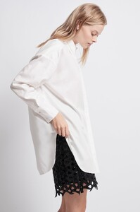 S15-20AJ1121_Liberation_Herringbone_Shirt_Eggshell-20273-Aje-0867.jpg