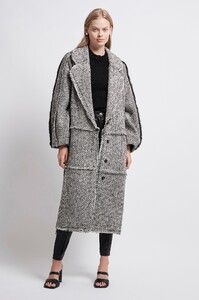 S17-20AJ2018_Rebellion_Tweed_Coat_Tweed-20273-Aje-0943.jpg