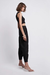 S24-20RE3101_Rarity_Tapered_Pant_Black-20681-Aje-1893_result.jpg