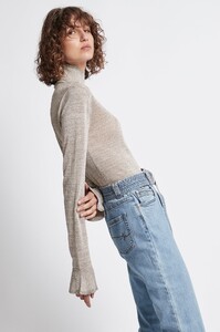 S29-20AJ1143_Psychedelia_Flounce_Cuff_Knit_Dove-20254-Aje-1697.jpg