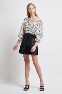 S31-20AJ1159_Rebellion_Le_Corsaire_Blouse_Tortoiseshell_Lace-20273-Aje-1630.jpg