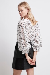 S31-20AJ1159_Rebellion_Le_Corsaire_Blouse_Tortoiseshell_Lace-20273-Aje-1668.jpg