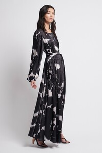 S33-20AJ5103_Oxidised_Maxi_Dress_Bottled_Ink-20399-Aje-0153.jpg