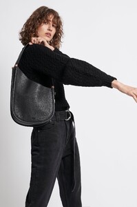 S35-20AJ6021_Freedom_Hobo_Shoulder_Bag_Black-20254-Aje-2600.jpg