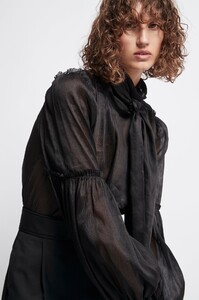 S42-20AJ1135_Psychedelia_Roll_Neck_Blouse_Onyx-20254-Aje-2016.jpg