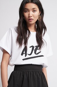 S44-20AJ1165_Avalon_Tee_White_Black_Logo-20399-Aje-1738.jpg