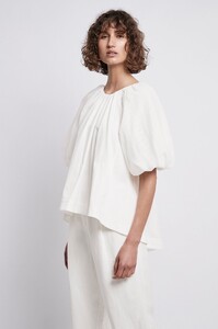 S48-20RE1343_Positive_Blouse_White-20681-Aje-0869.jpg