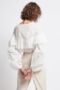 S5-Liberation_Blouson_Ruffle_Blouse_20AJ1044_Eggshell-20254-Aje-2669.jpg
