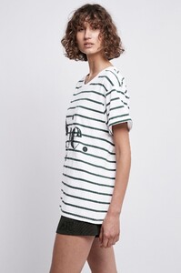 S59-19AJ1244_Paperbark_Stripe_Logo_Tee_Bonsai_Stripe-20681-Aje-0624.jpg