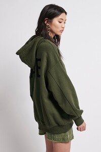 S59-20AJ1224_Zephyr_Hoodie_Olive-20399-Aje-1895.jpg