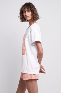 S6-20RE1366_Adopt_Change_Tee_White-20681-Aje-2224.jpg