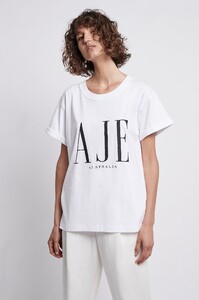 S66-20AJ1178_Rebellion_Heritage_Logo_Tee_White_Black-20681-Aje-0924.jpg