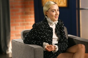 SaoirseRonanVarieryActorsOnActors5.jpg