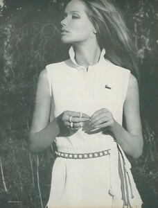 Shirt_Rubartelli_US_Vogue_January_15th_1969_06.thumb.jpg.db8ad028e2b8a6cb9a895d6f31205678.jpg