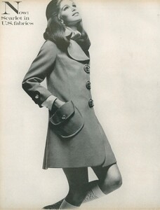 Stern_US_Vogue_January_15th_1969_07.thumb.jpg.6bb339e05cd25969f241c6392d58f3da.jpg