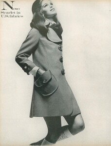 Stern_US_Vogue_January_15th_1969_07.thumb.jpg.6d83f807432df7fe4a20d09f5fff25b5.jpg