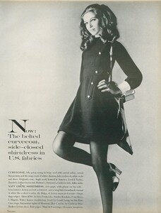 Stern_US_Vogue_January_15th_1969_10.thumb.jpg.36d993cf4c06594356575a246cd5ad4a.jpg