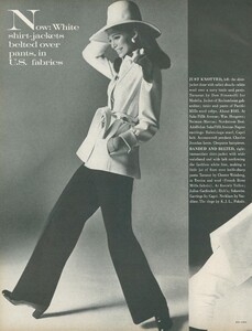 Stern_US_Vogue_January_15th_1969_13.thumb.jpg.06dcaaff0717713a1034a9a5e3c9175c.jpg