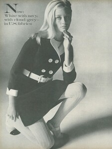 Stern_US_Vogue_January_15th_1969_17.thumb.jpg.2a707b560d8da39c1e2b209834269922.jpg