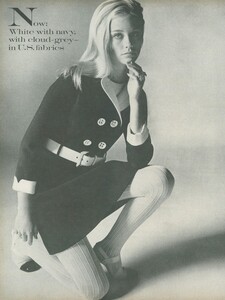 Stern_US_Vogue_January_15th_1969_17.thumb.jpg.b0f90700695a1039e96c4e806fba47be.jpg